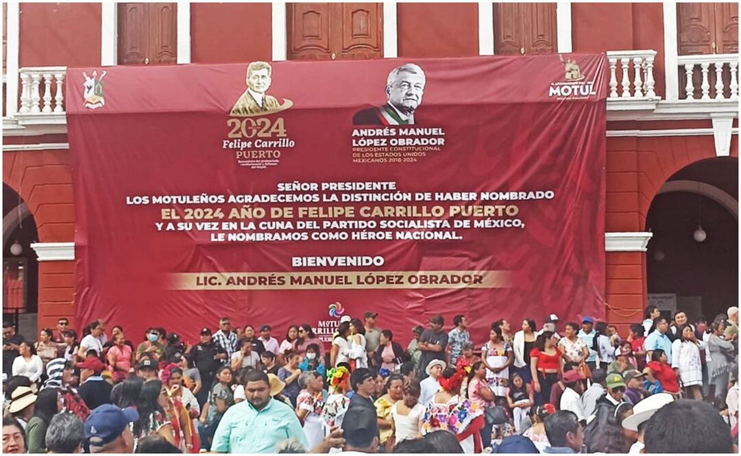 AMLO es declarado "Heróe nacional". Foto: Pedro Villa y Caña/ EL UNIVERSAL
