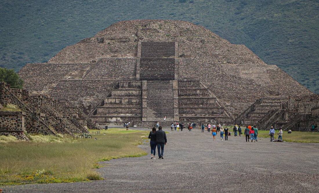 El gasto promedio de los turistas internacionales ascendió a 713.01 dólares por persona en abril, cifra menor a los 734.07 dólares registrado un año antes. Foto: Facebook "Subsecretaría de Turismo del Gobierno del Estado de México"
