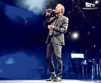 Napoleón da un show lleno de amor