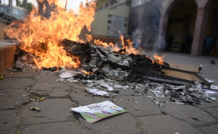 Apatía gana en primer día de la consulta