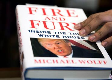 Allegados cuestionan "capacidad de gobernar" de Trump; "dicen que es un imbécil": Michael Wolff
