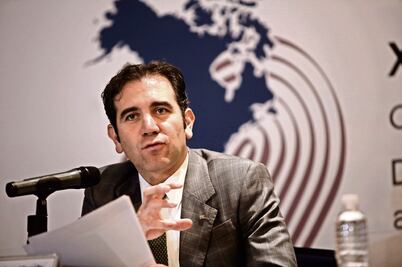 Integridad de autoridad electoral depende de independencia del poder: Lorenzo Córdova