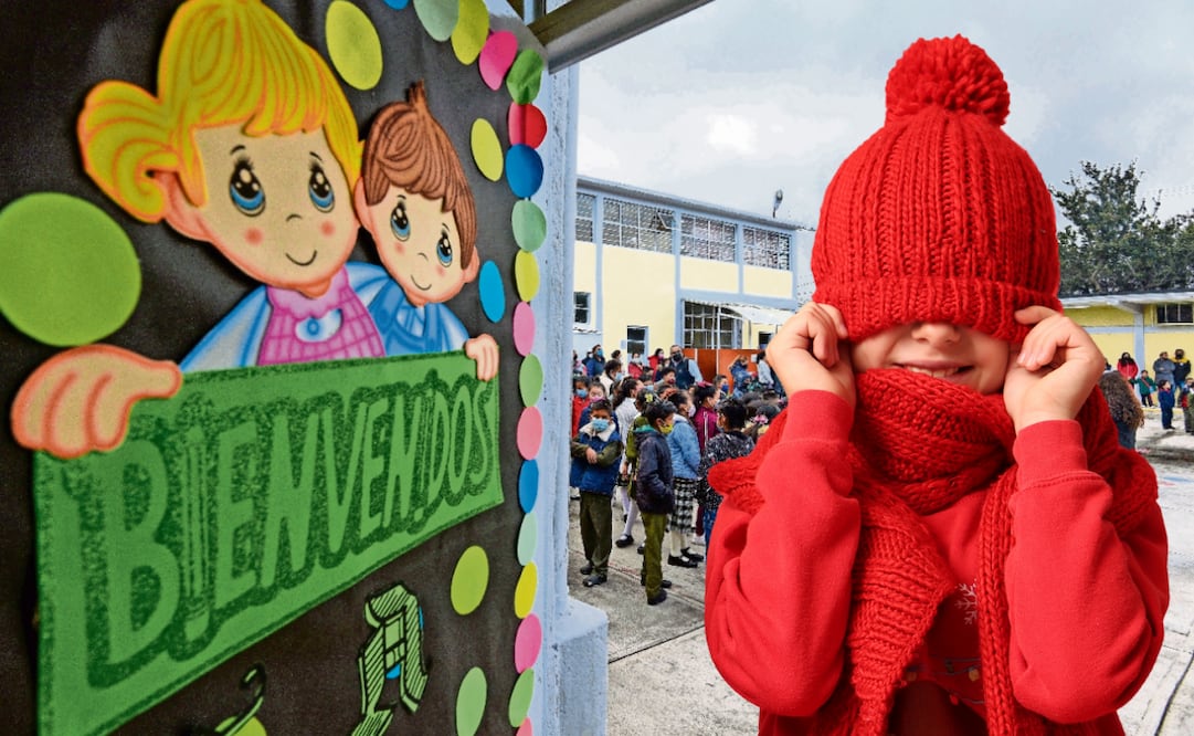 Regreso a clases 2026: consejos para cuidar a los más pequeños del frío este invierno. Foto: Canva / Archivo EL UNIVERSAL