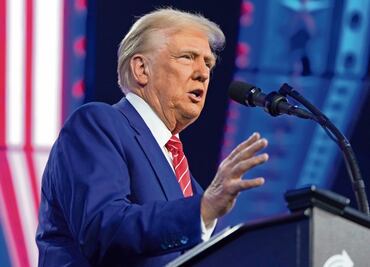 Trump tilda de "ataque ilegítimo" la lectura de sentencia por el caso Stormy Daniels; acusa a juez de no respetar la Constitución