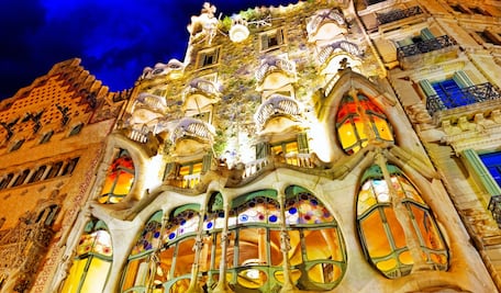 El Papa aprueba el primer paso para la beatificación del arquitecto español Antoni Gaudí; reconoce las "virtudes heroicas"