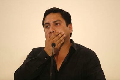 Bajan el switch a página web de Julión Álvarez