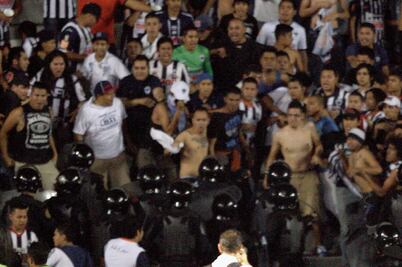 Ponen en libertad a 31 de los 33 agresores en clásico regio