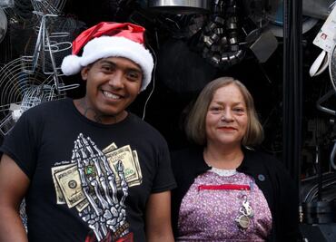 "Compren lo nacional, no lo chino": Comerciantes del mercado de La Merced reciben a capitalinos ante compras navideñas