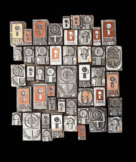 Una composición de tipos móviles metálicos con el logotipo y nombre de la editorial fundada en 1960. Foto: EDICIONES ERA