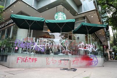 Embajada de EU alerta a sus ciudadanos por nueva marcha antigentrificación en CDMX; recuerda violencia en manifestación en la Condesa   