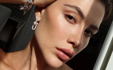 Michelle Salas impone tendencia con bolso de lujo verde “matcha”