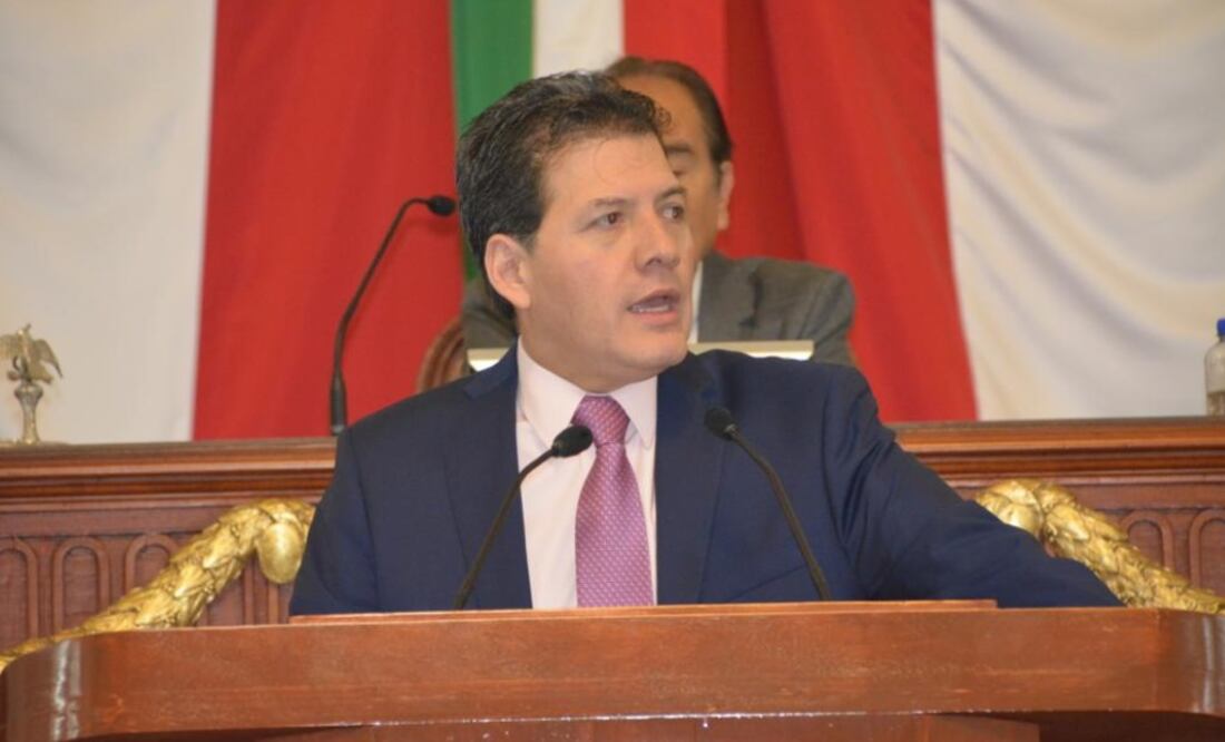 El diputado local del PRD, Víctor Hugo Lobo Román. Fotografía: Especial