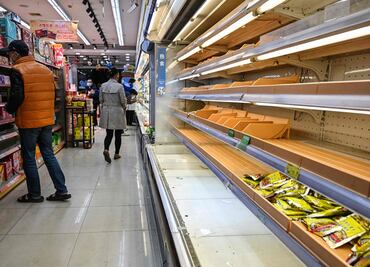 Pese a confinamientos, continúan aumentos de casos Covid-19 en Shanghái