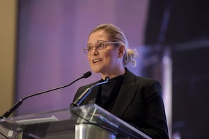 Tras controversia por la CIA, Maru Campos pide reunión con Sheinbaum; fiscalía alista informe detallado, dice