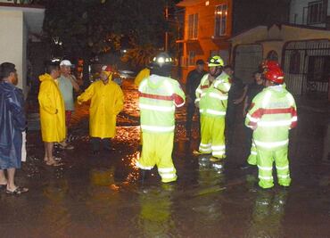 A unas mil viviendas aumentan los daños en Huatulco por "Vicente"