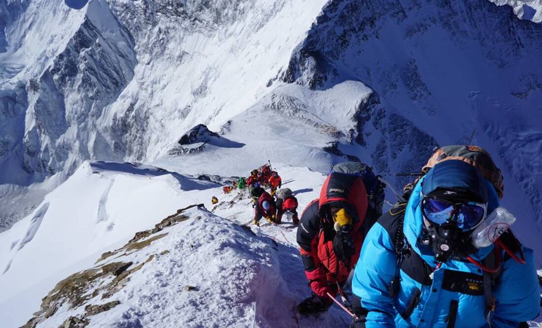 El director del Departamento de Turismo de Nepal, Rakesh Gurung, dijo que la mitad de escaladores murieron este año en comparación con los 17 registrados en 2023. Foto: Mário Simoes. Flickr