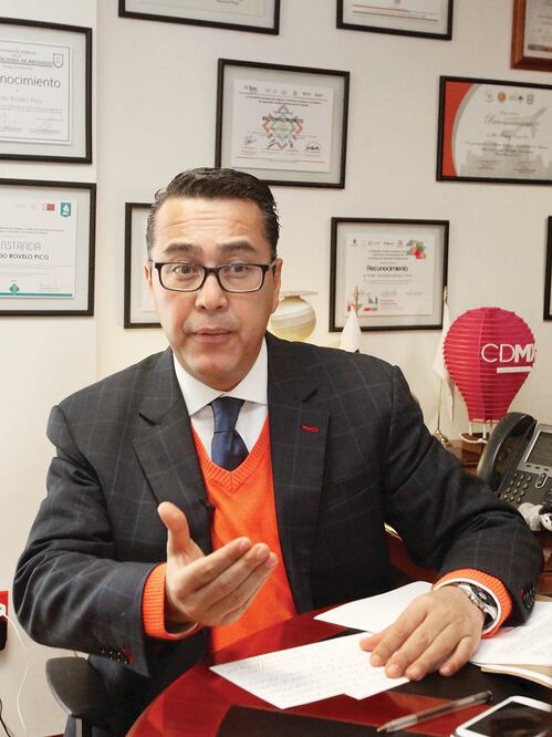 Esta semana el contralor Eduardo Rovelo revelará un listado de funcionarios de la delegación Cuauhtémoc que serán sancionados por irregularidades (ADRIÁN HERNÁNDEZ. EL UNIVERSAL)