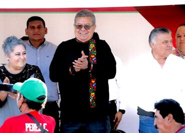 Con acordeones, morenistas de Baja California Sur "orientan" voto en elección judicial; aseguran que buscan "agilizar" el proceso