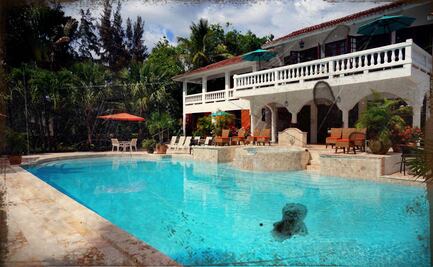 Piscinas de los ricos “dejan sin agua” a los pobres, denuncia estudio