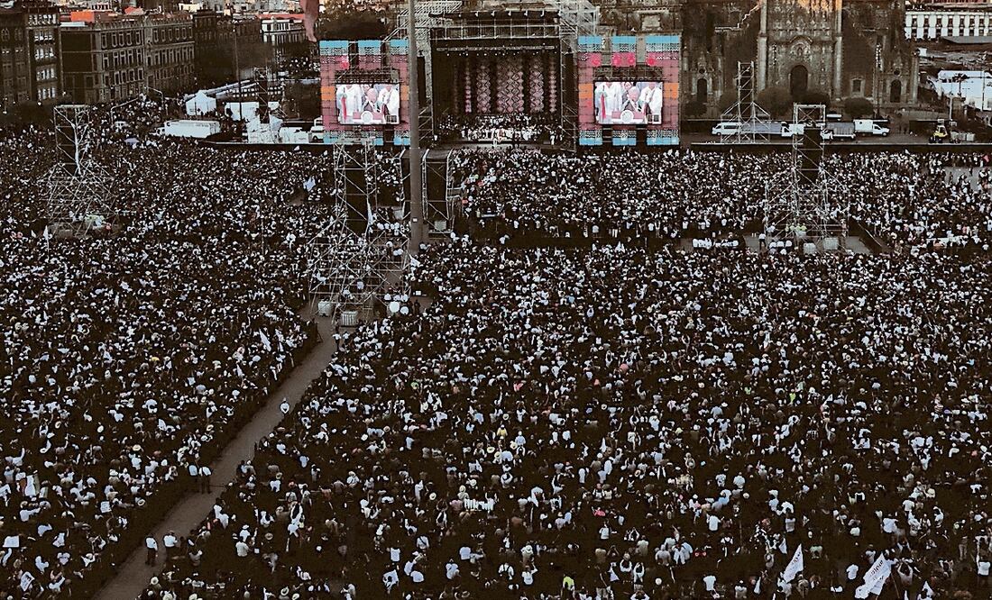 Además de la movilización de las bases en la arena pública, en el espacio digital también se da una amplia concentración de seguidores del actual gobierno, quienes rebaten los puntos de vista contrarios. ARCHIVO EL UNIVERSAL