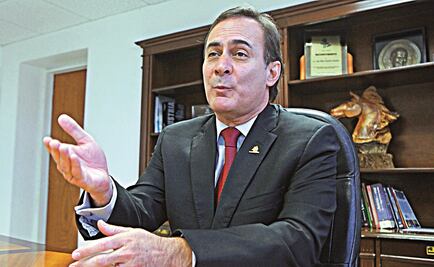 Por baja calificación a Pemex existe peligro de contaminar economía: CCE