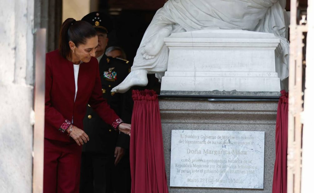 La presidenta Claudia Sheinbaum encabezó la ceremonia por el Bicentenario del natalicio de Margarita Maza en el Museo Panteón de San Fernando de la CDMX este domingo 29 de marzo de 2026. Foto: Diego Simón Sánchez/ EL UNIVERSAL