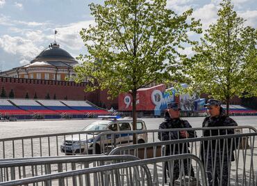 Avioneta se estrella cerca de Moscú; reportan al menos 4 personas muertas