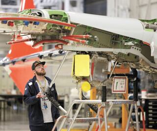 Personal de maquila liga ocho meses al alza