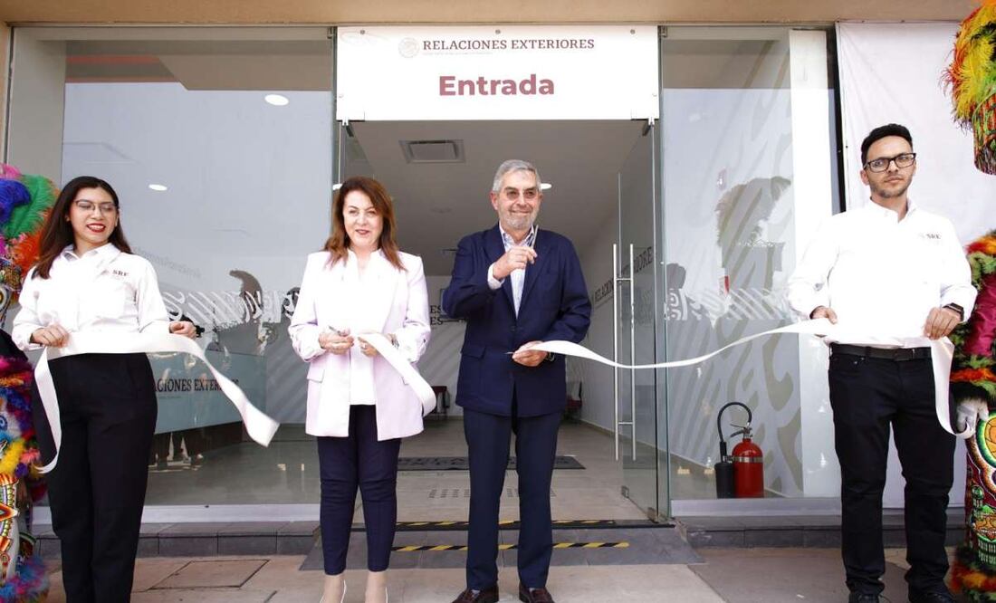 Juan Ramón de la Fuente, titular de la Secretaría de Relaciones Exteriores, destacó la transformación de las oficinas de emisión de pasaportes. Foto: Especial