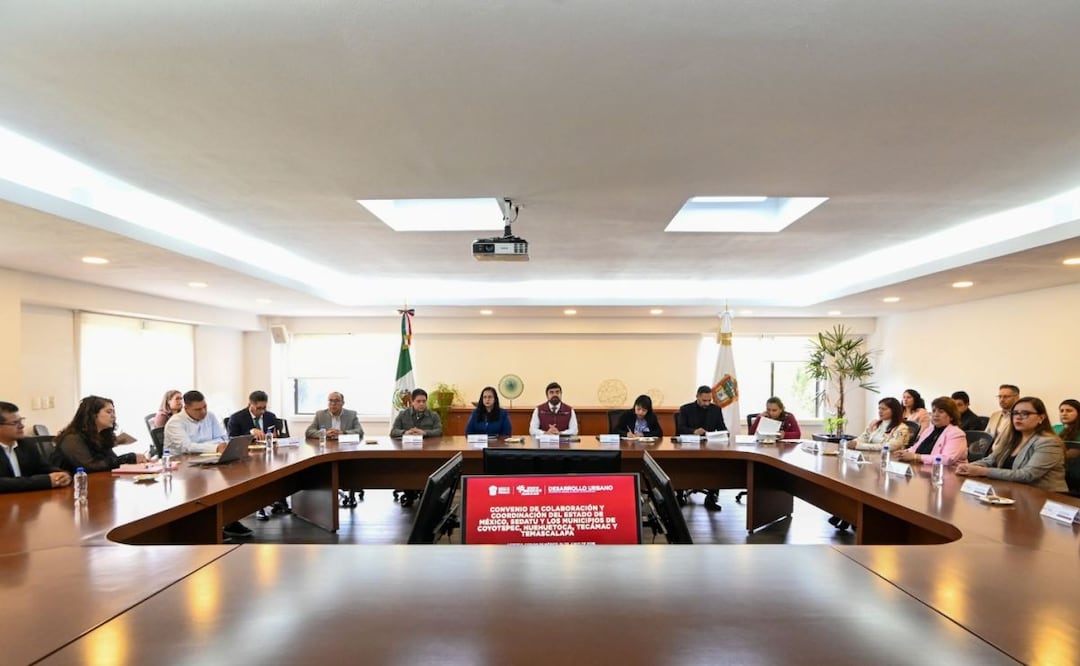 Firman convenio para mejorar el entorno urbano de la infraestructura ferroviaria AIFA-Pachuca y CDMX-Querétaro. Foto: Especial.