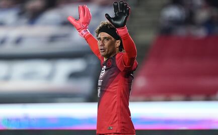 Guillermo Ochoa se mofa de Luisito Comunica, 'Y ese gü... quién es?