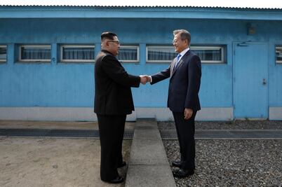 “Aprieta”, no “apreta”: precisa la RAE