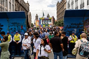 Fan Fest en el Zócalo mantiene cerco con vallas