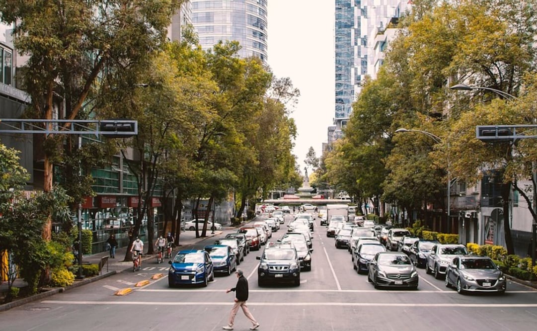 Conoce a qué autos les toca verificar en abril. Foto: Pixabay