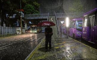 No, no dejará de llover; tras tormenta, activan doble alerta por fuertes lluvias para esta noche en CDMX 