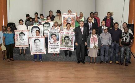CNDH reitera su compromiso con los familiares de los 43