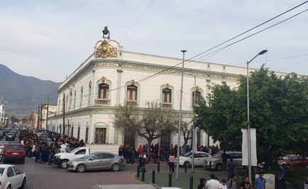 Tramitan jóvenes Cartilla del SMN en Ciudad Victoria