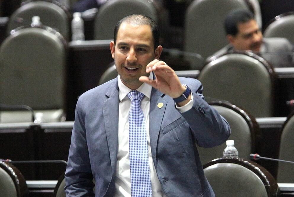 El coordinador Marko Cortés anuncio que venderá la camioneta tipo Suburban que tiene asignada para adquirir un coche eléctrico (Foto: Archivo EL UNIVERSAL)