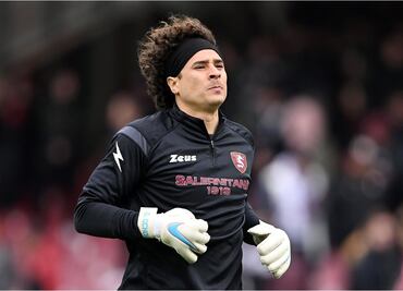 Memo Ochoa podría renovar con Salernitana por dos temporadas con jugoso sueldo y grandes bonos