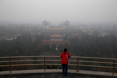 Levanta Pekín alerta roja por contaminación tras 48 horas