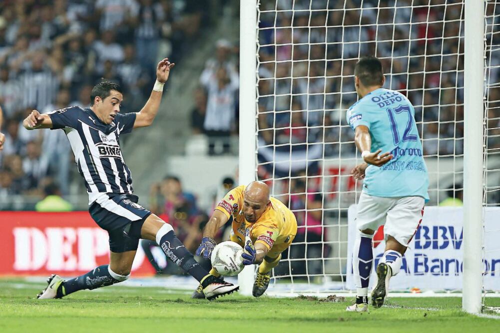 El veterano guardameta bajó la cortina de su portería y evitó la derrota (AGUSTÍN CUEVAS. IMAGO7)