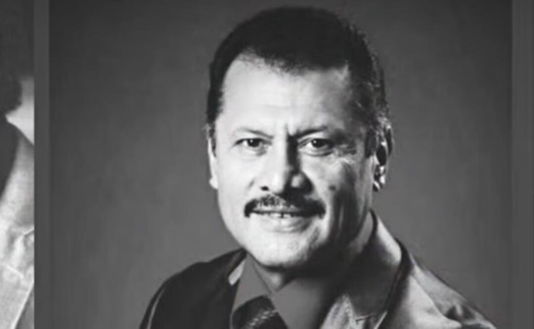 Cantante y compositor Mario Sotelo.