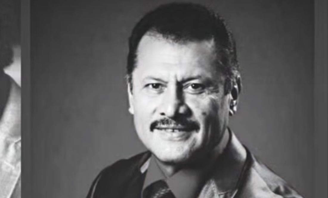 Cantante y compositor Mario Sotelo.