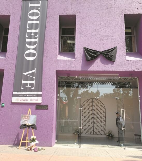 En la Ciudad de México, las réplicas del adiós a Toledo