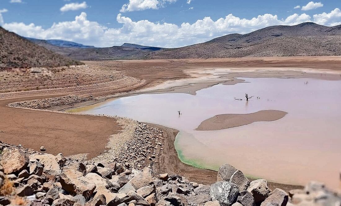 En regiones rurales de Chihuahua se registran lagunas secas; además, no se ha alcanzado la acumulación de agua suficiente en las presas. Foto: Especial