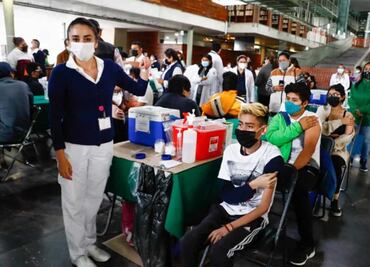 Vacunan contra Covid-19 a menores de 12 a 17 años con comorbilidades en la CDMX