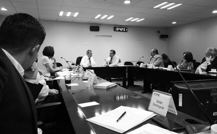 Muñoz Ledo le expresa al INE "preocupaciones electorales"