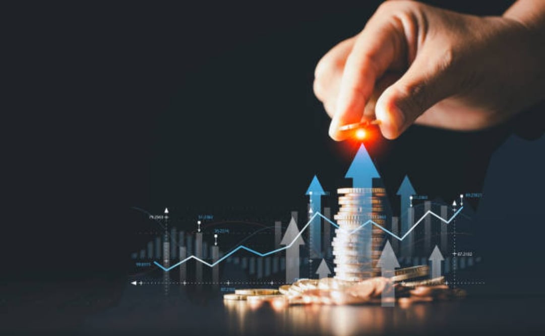 Mientras que en renta variable o en la parte accionaria de empresas que cotizan en plazas bursátiles, mejoró hasta los 6 mil 400 millones de dólares tras el episodio de liquidación de marzo. Foto: iStock
