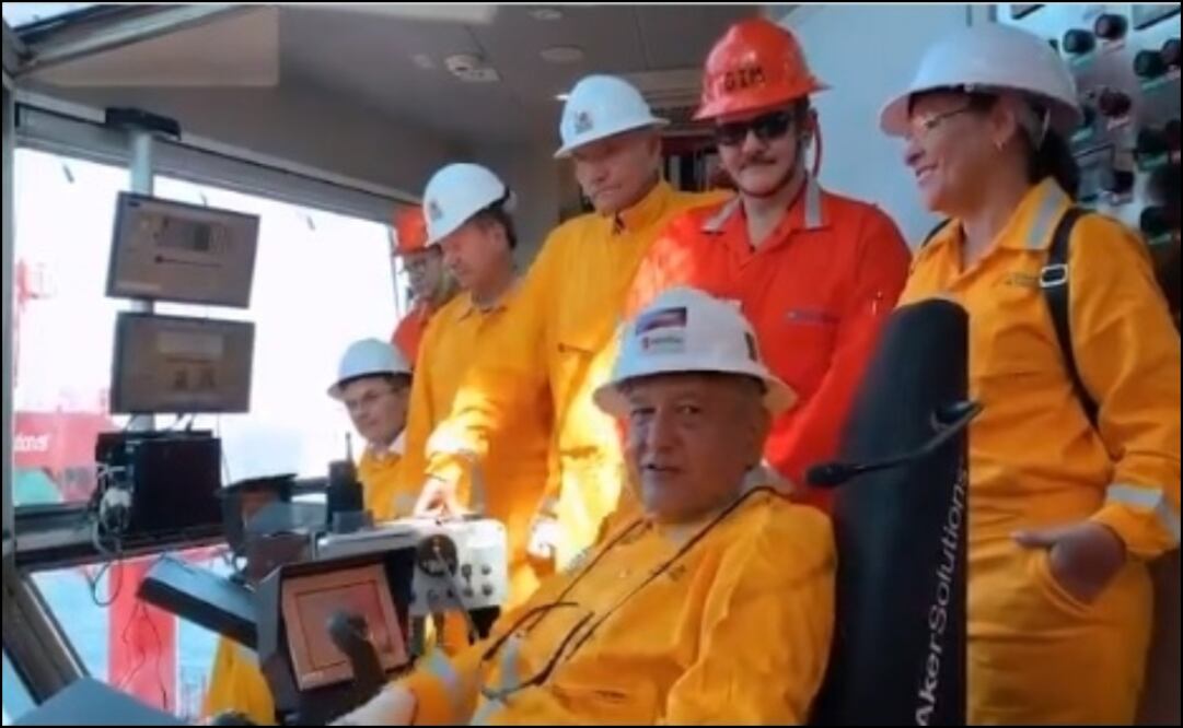 El Presidente López Obrador en un video en la nueva refinería (Especial).