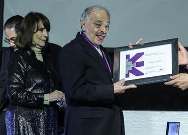 Fundación Sebastián reconoce a figuras de la cultura, ciencia y periodismo con el Summa Cum Laude